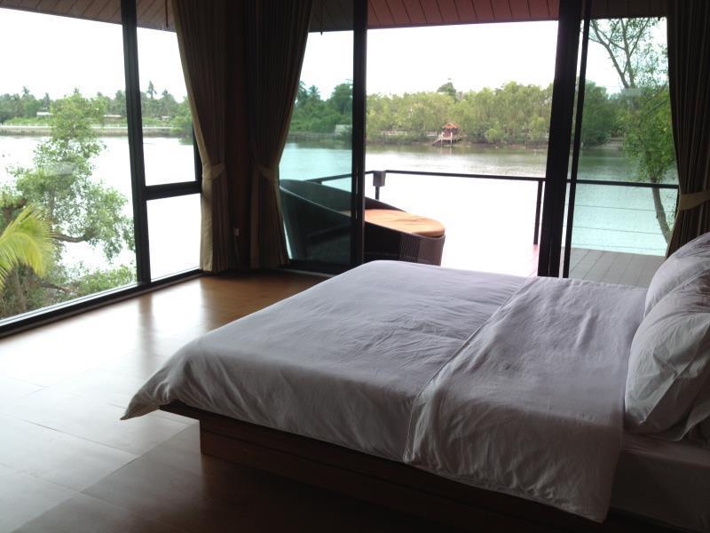 The Grace Amphawa Hotel Samut Songkhram Bagian luar foto